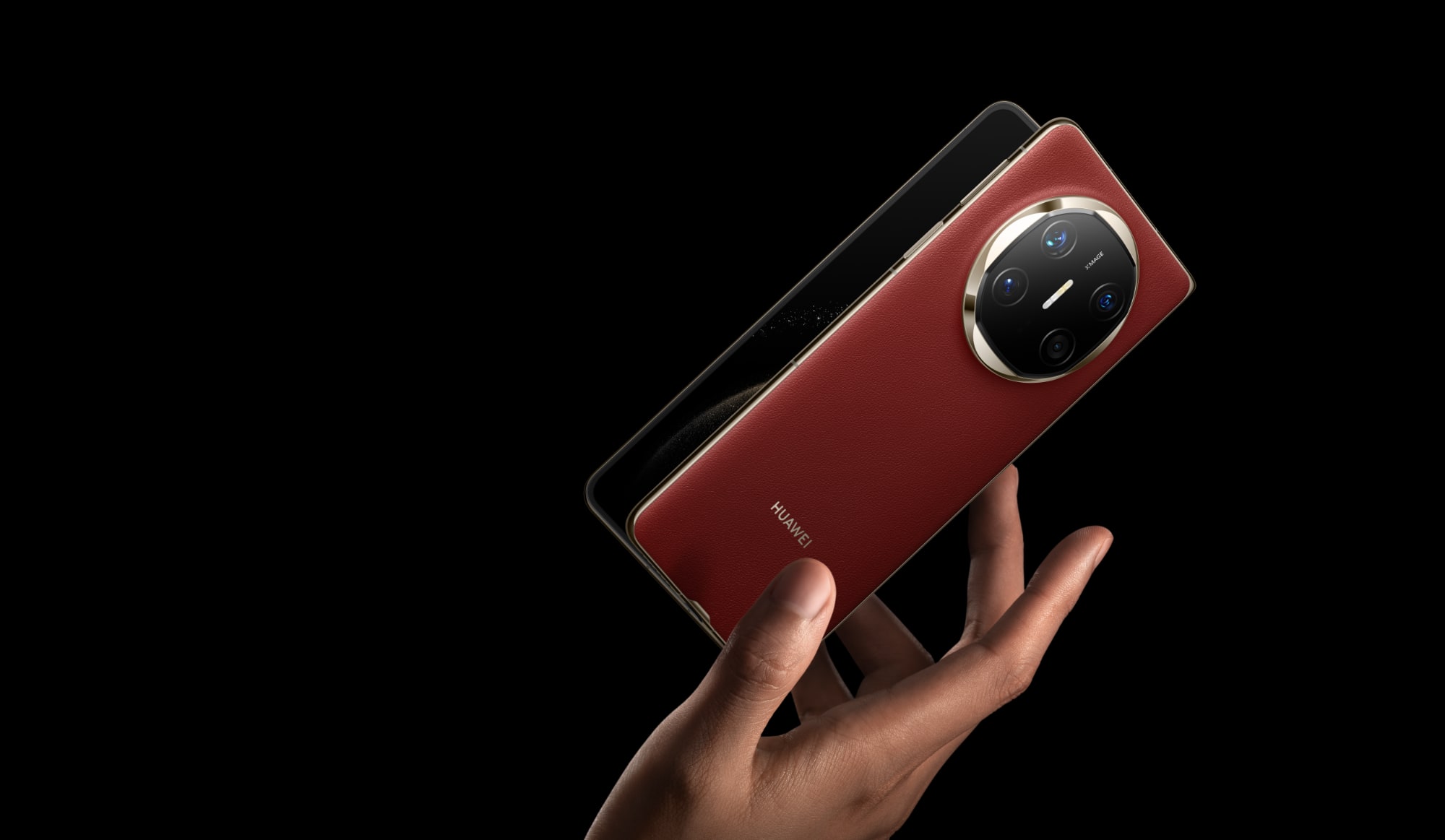 Huawei’s new foldable smartphone Mate X6 available in Singapore on 11 Jan 2025
